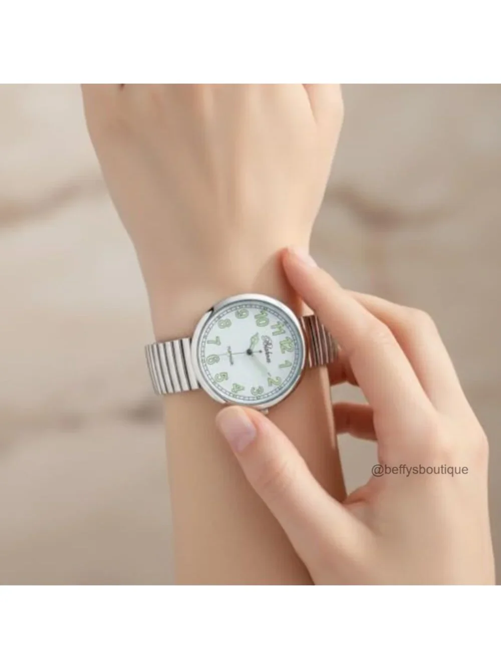 Super Large Face Stretch Band Watch Quartz Movement Luminous Hands